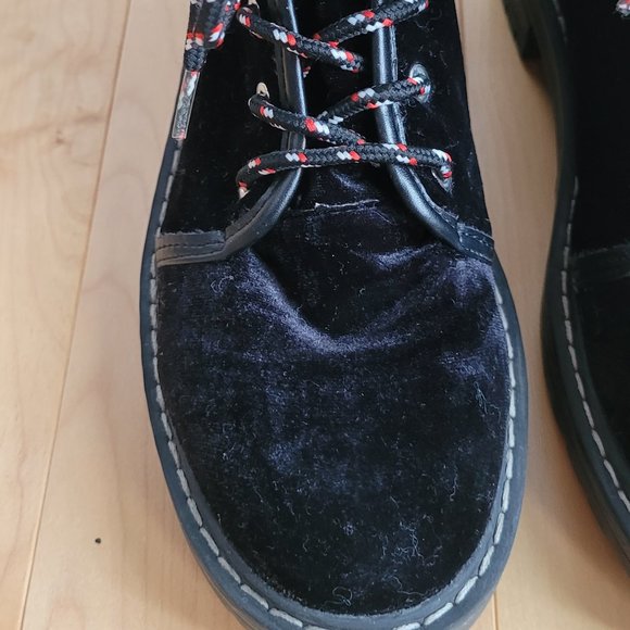 Velvet Lace-up Moto boots - Picture 2 of 9